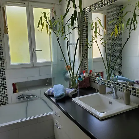 Colibri Bed & Breakfast *